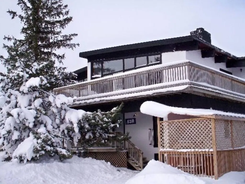 6 BR Blue Mountain Cottage - Private Beach - Hot Tub, Sauna, Ping Pong Table #52L_6