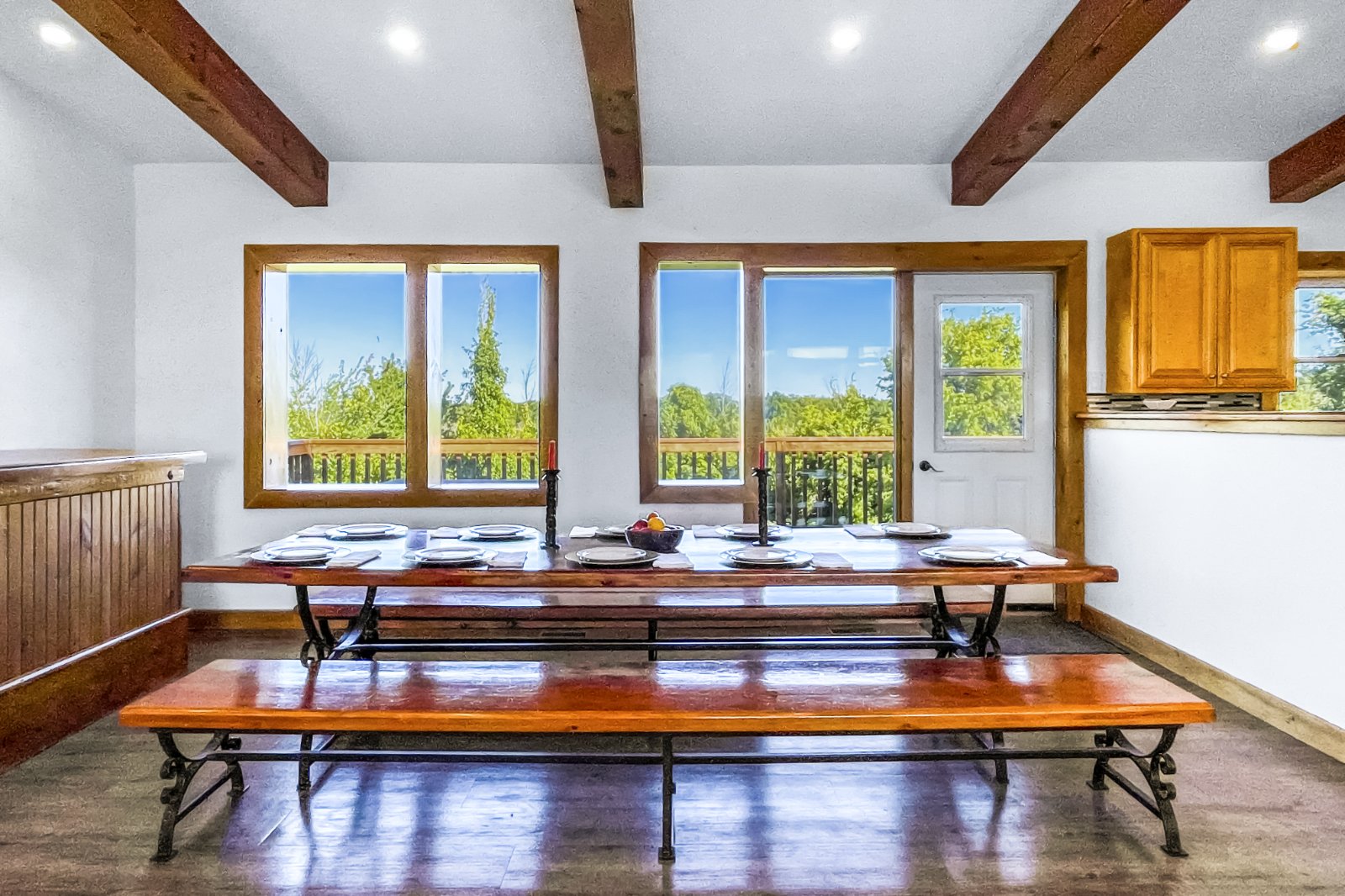 8 bedroom Stand Alone Chalet/Cottage with Hot Tub, sauna, Ping Pong Table at Blue Mountain #54
