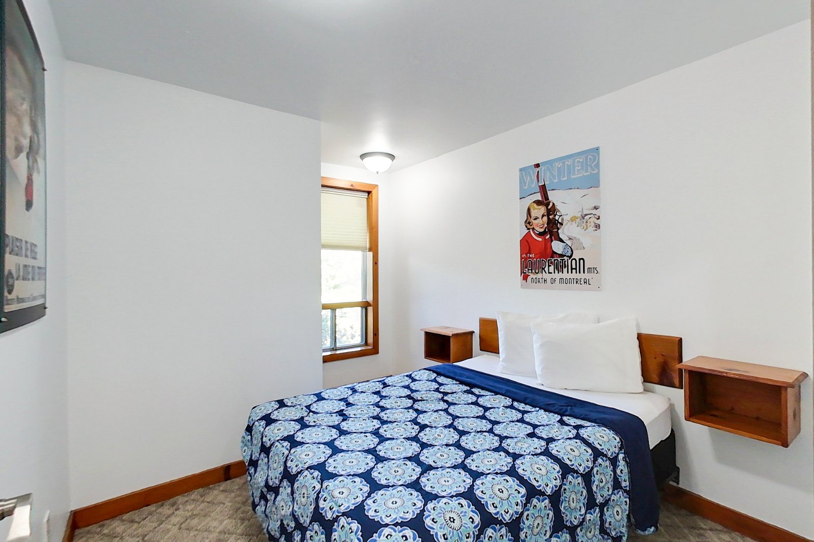 8 bedroom Stand Alone Chalet/Cottage with Hot Tub, sauna, Ping Pong Table at Blue Mountain #54