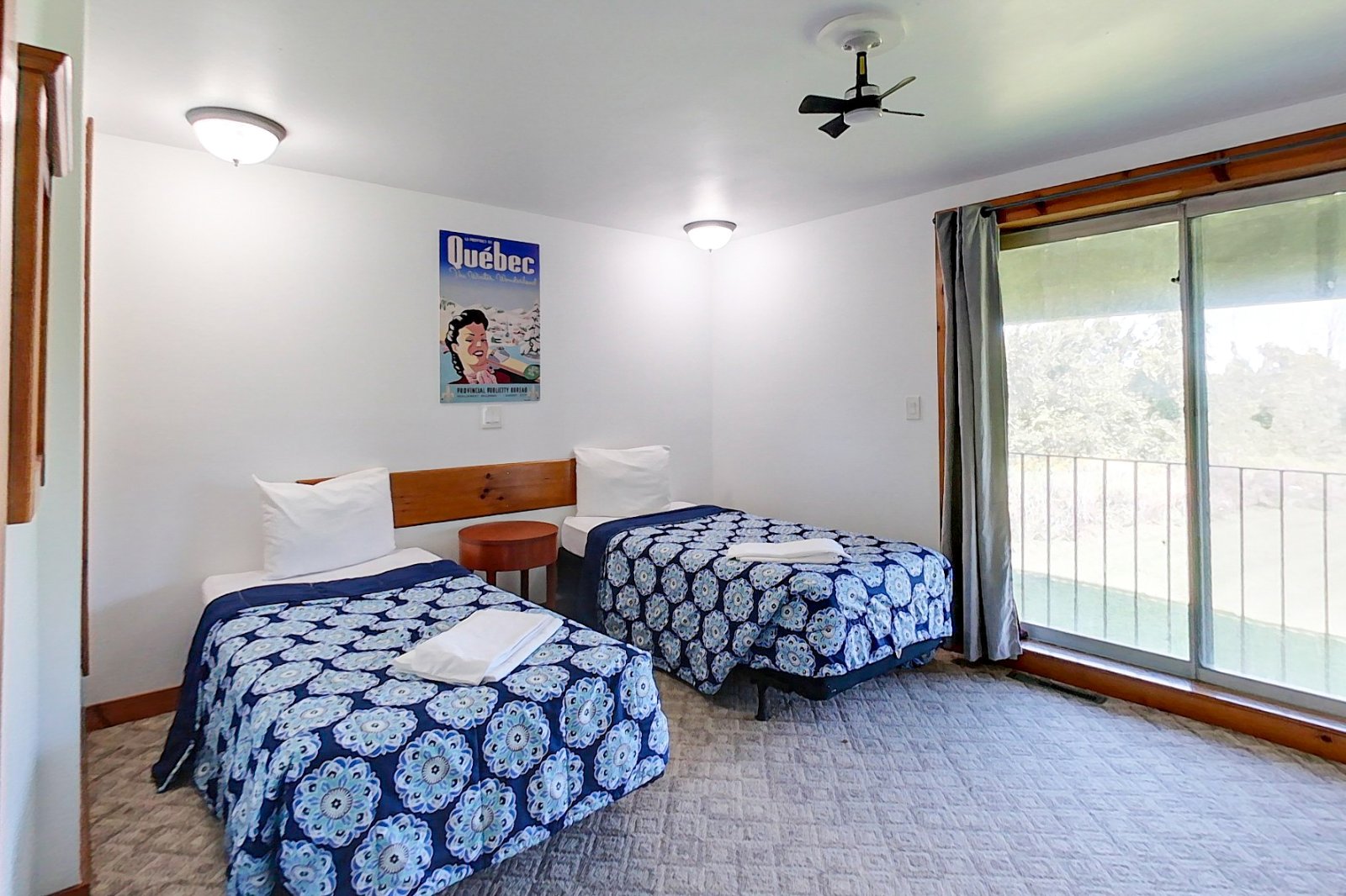 8 bedroom Stand Alone Chalet/Cottage with Hot Tub, sauna, Ping Pong Table at Blue Mountain #54